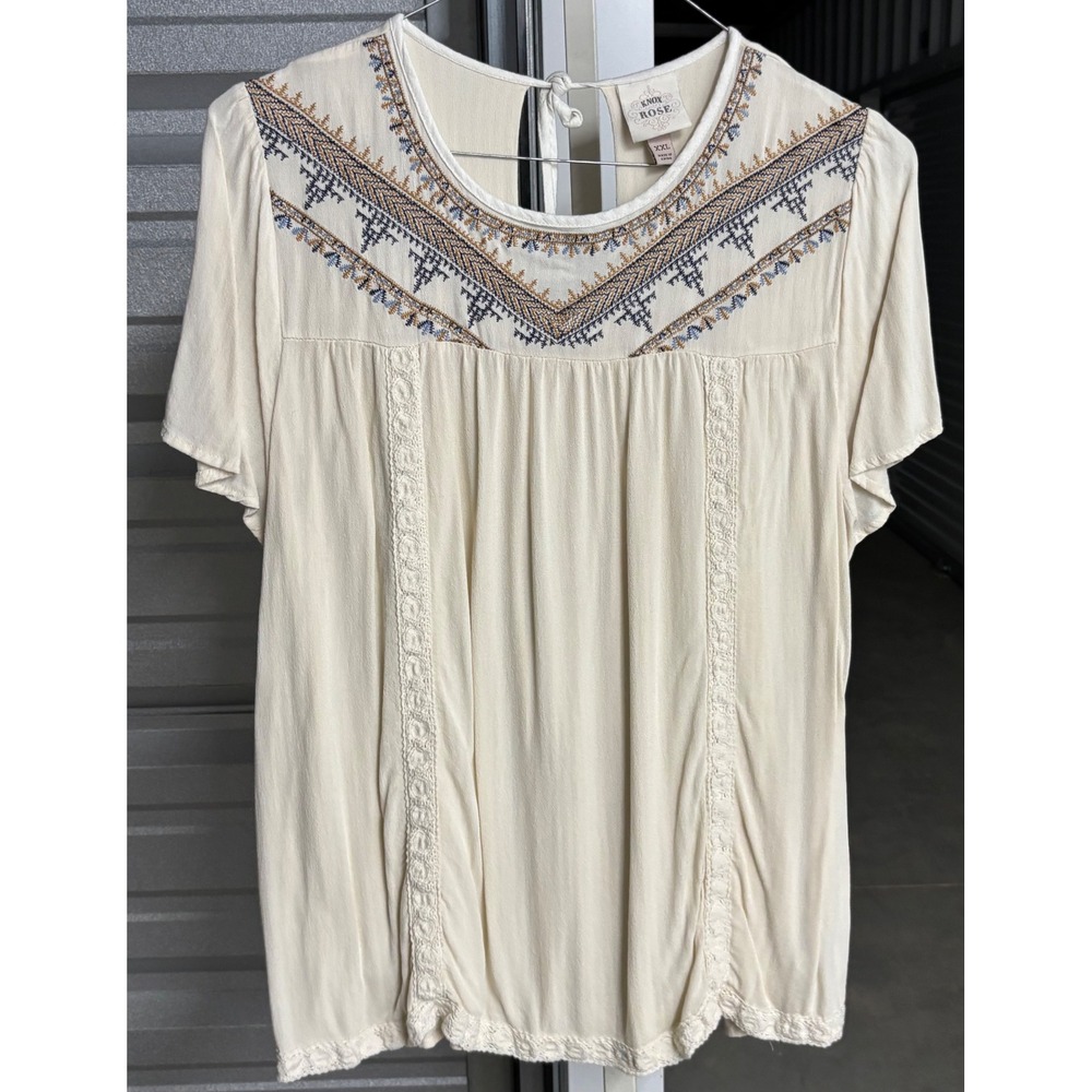 Knox Rose Cream Boho Embroidered Tassel Keyhole Peasant Top XXL